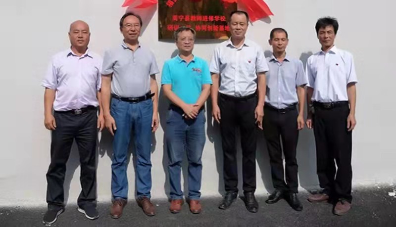 點擊打開原圖 周寧2